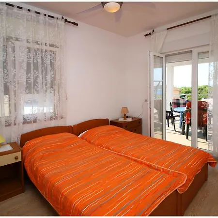 Ivan Perkov Tomas Bilo Appartement Primošten