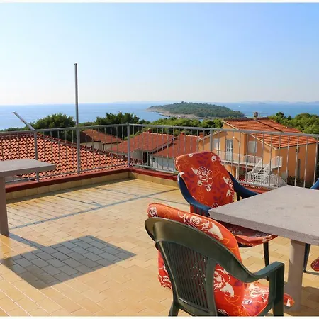 Ivan Perkov Tomas Bilo Appartement *