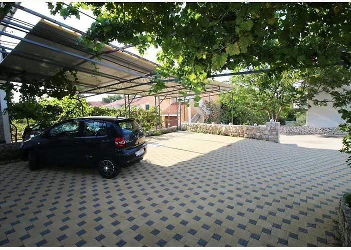 Lägenhet Ivan Perkov Tomas Bilo *